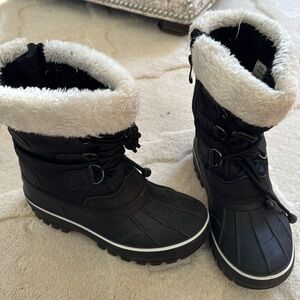 Kids snow boots
